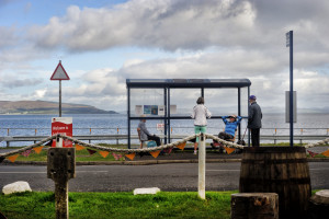 busstop-chat-isle-of-arran-scotland-2023